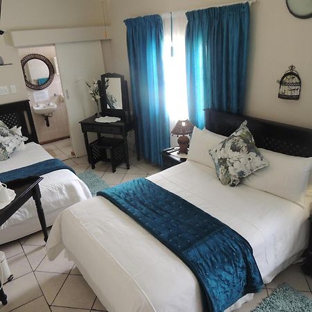 Rita's Guesthouse CC Vryheid Extérieur photo