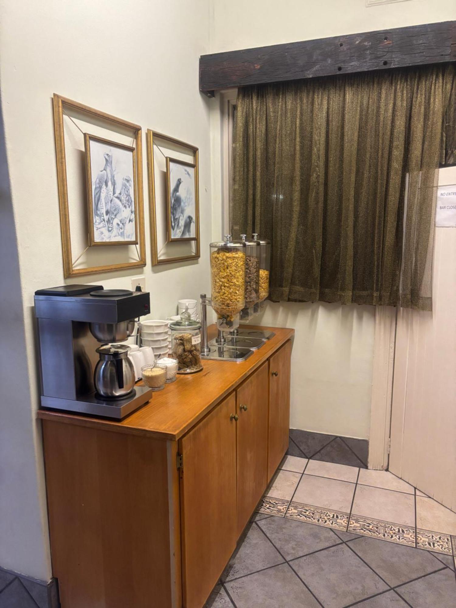 Rita's Guesthouse CC Vryheid Extérieur photo