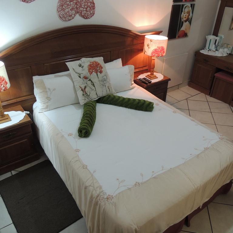 Rita's Guesthouse CC Vryheid Extérieur photo