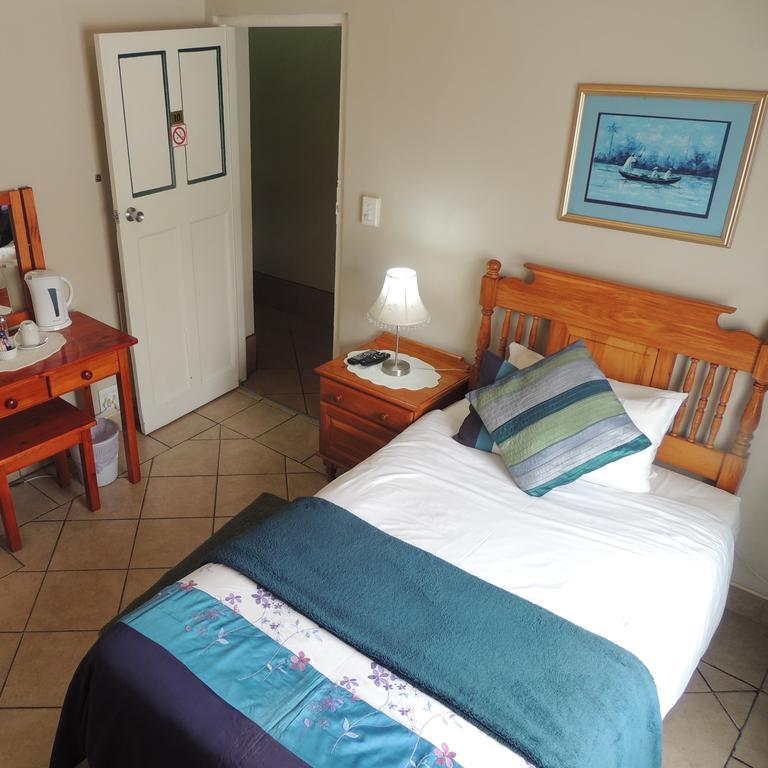 Rita's Guesthouse CC Vryheid Extérieur photo