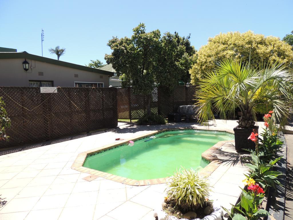 Rita's Guesthouse CC Vryheid Extérieur photo
